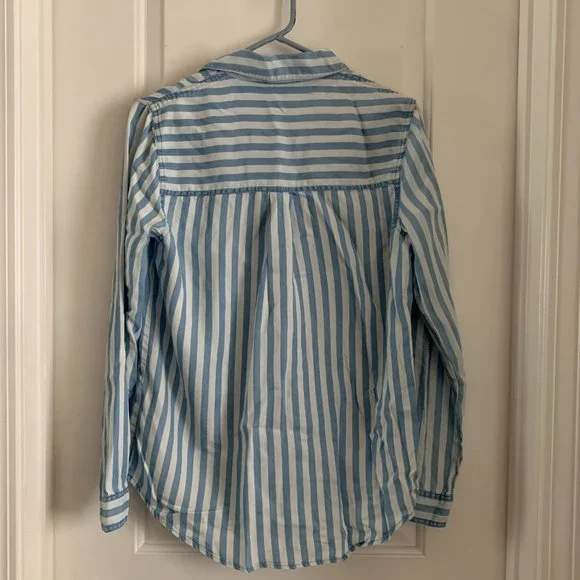 FOREVER 21 Stripes Button Up Long Sleeve Top - Picture 4 of 5